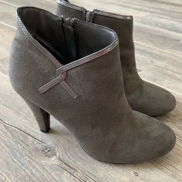 Predictions Shoes - Predictions Booties